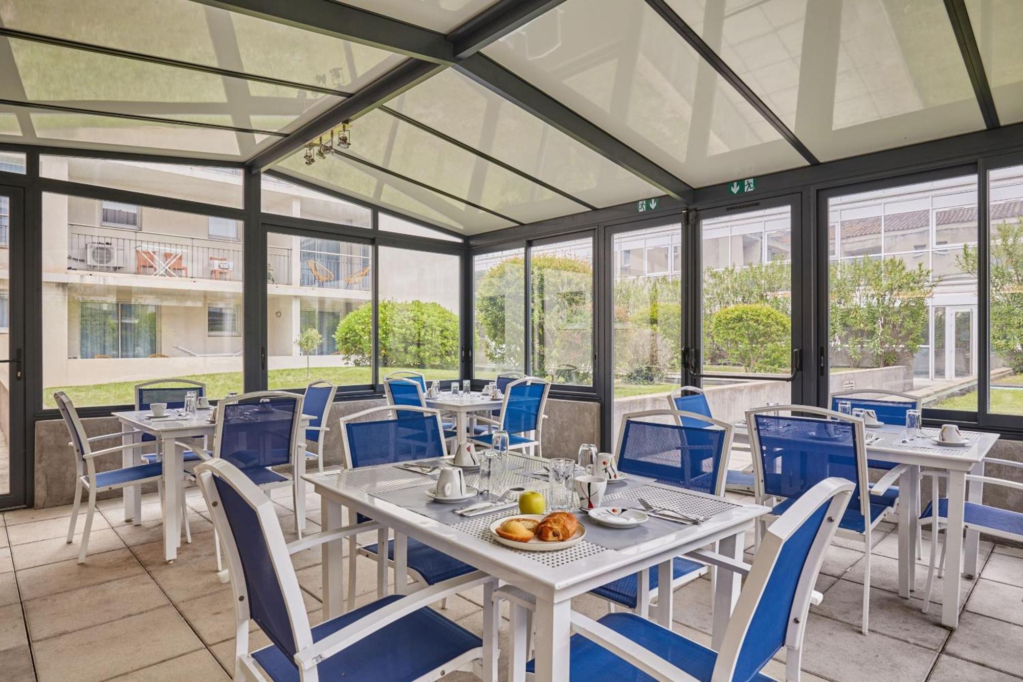 Appart Hotel Odalys City Aix En Provence Le Clos De La Chartreuse Aix-en-Provence Buitenkant foto