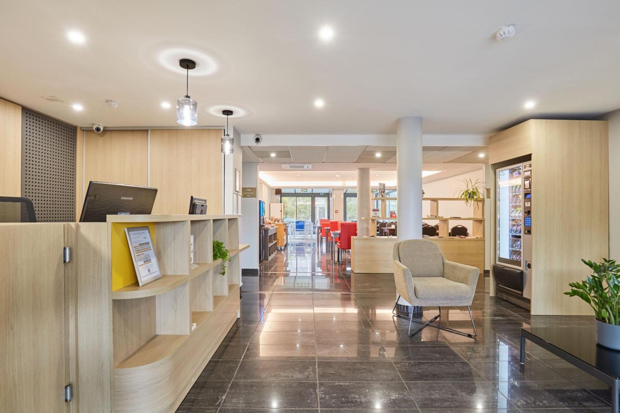Appart Hotel Odalys City Aix En Provence Le Clos De La Chartreuse Aix-en-Provence Buitenkant foto
