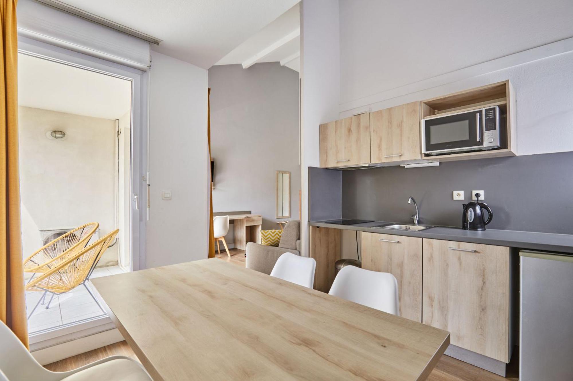 Appart Hotel Odalys City Aix En Provence Le Clos De La Chartreuse Aix-en-Provence Buitenkant foto