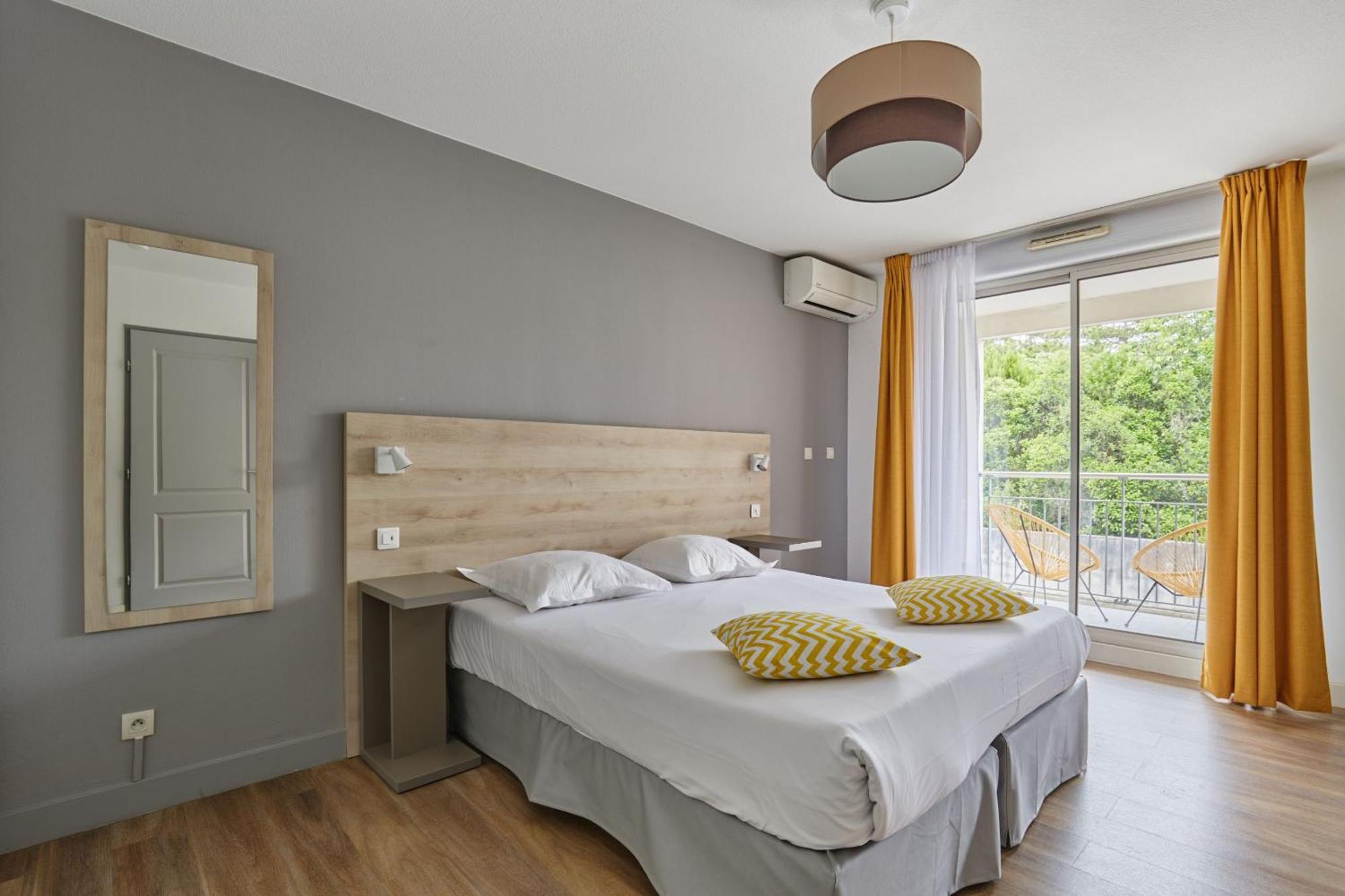 Appart Hotel Odalys City Aix En Provence Le Clos De La Chartreuse Aix-en-Provence Buitenkant foto