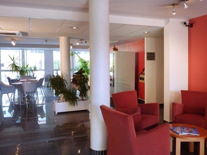 Appart Hotel Odalys City Aix En Provence Le Clos De La Chartreuse Aix-en-Provence Buitenkant foto